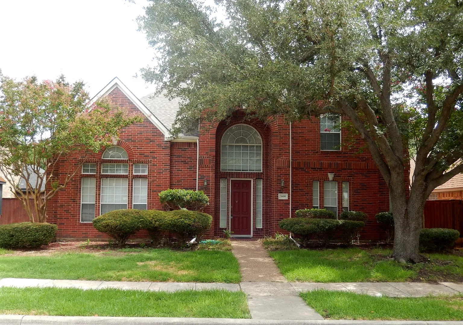 5 bed, 3.5 bath, 3631 sqft, $3,200 — Photo 1