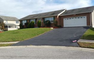 215 Mount Vernon Dr, Bear, DE 19701