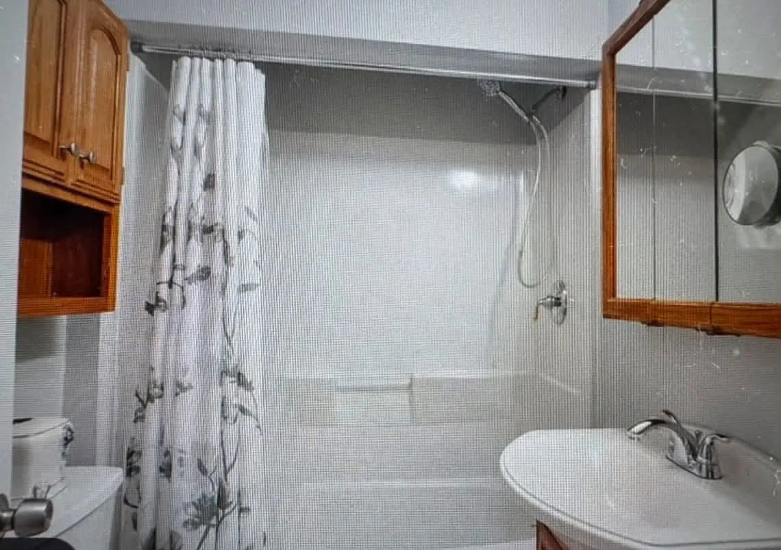 2 bed, 1000 sqft, $1,195 — Photo 2
