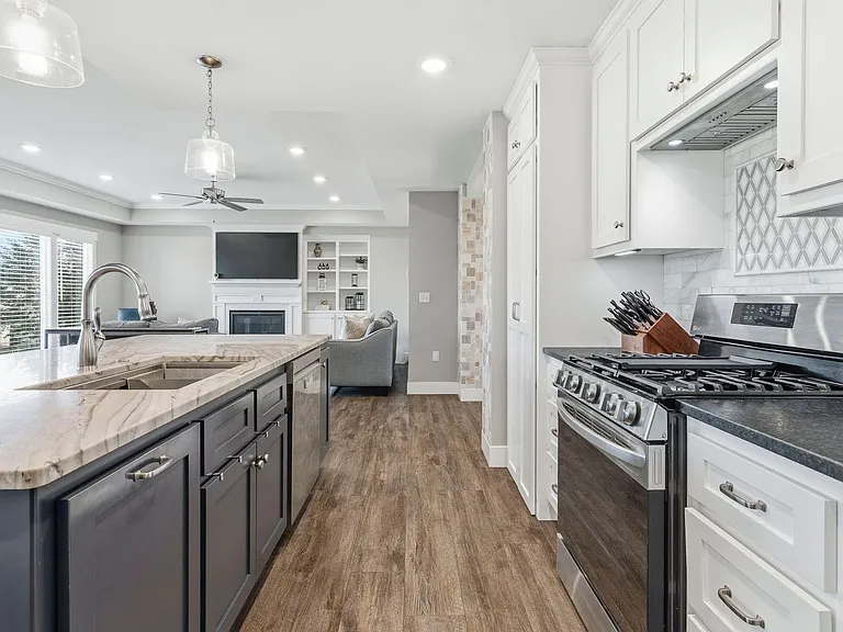 8849 Moonbug Ln — Photo 14