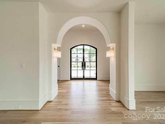 5th image of 8010 Litaker Manor Ct