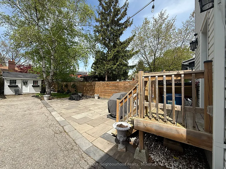 48 Albani St #UPPER — Photo 30