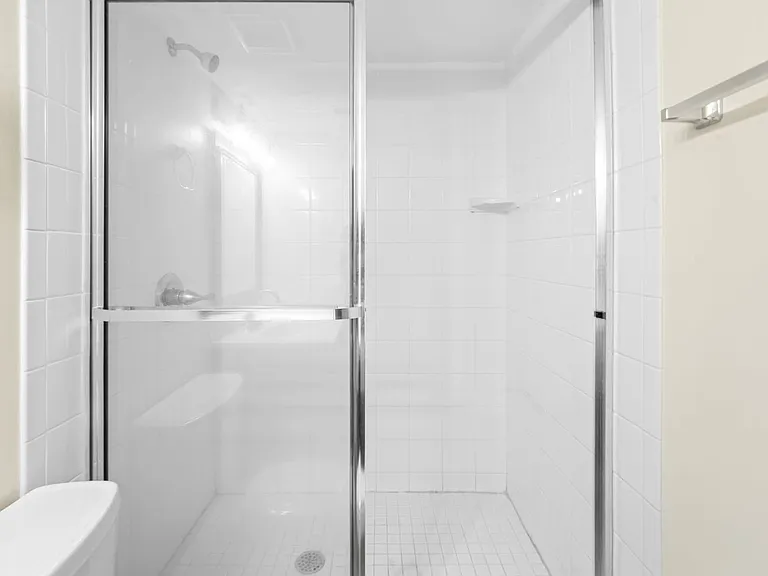 2006 Ocean Shore Blvd #16 — Photo 32