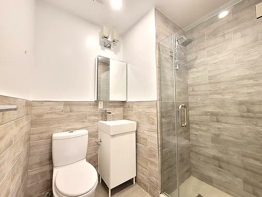 Rented by Compass | media 10