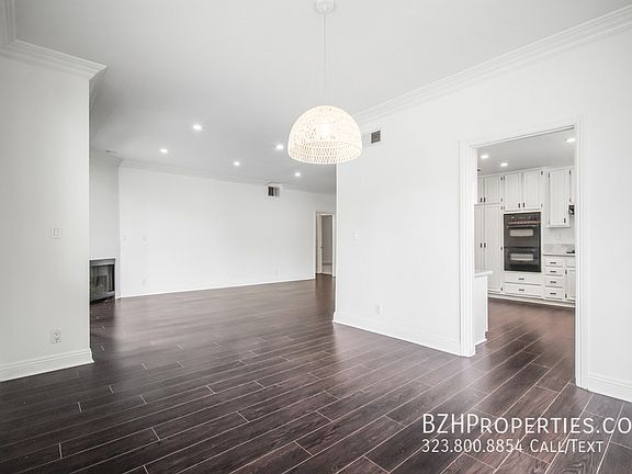 3rd image of 8865 Alden Dr APT 101