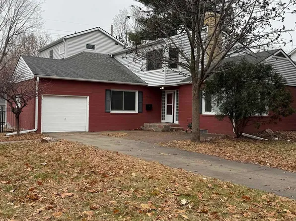 3900 Dudley St, Lincoln, NE 68503