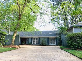1609 Plantation Blvd, Jackson, MS 39211