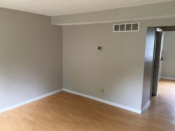 3rd image of 591 Trenton Ave #C