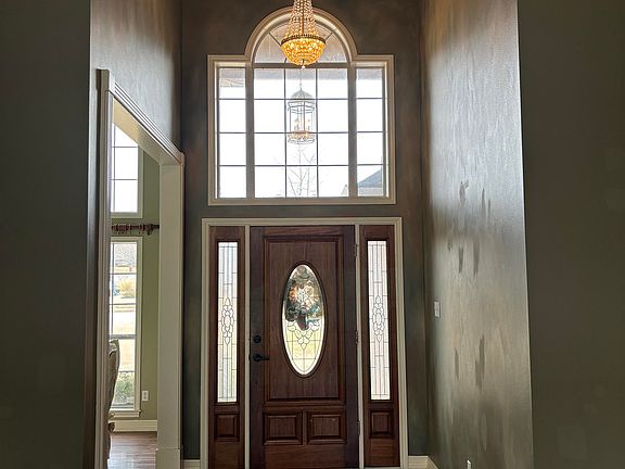 2nd image of 1016 Foley St
