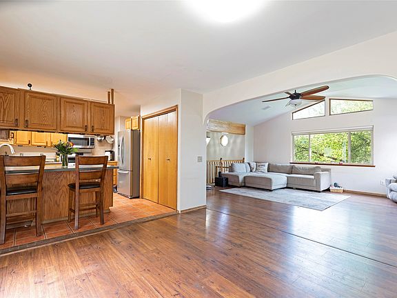 5th image of 2360 River Rd #2