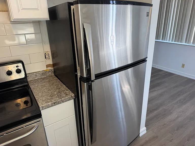 700 Village Green Ct #101 — Photo 40