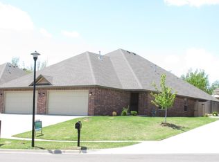 13811 Oxford Dr, Edmond, OK 73013
