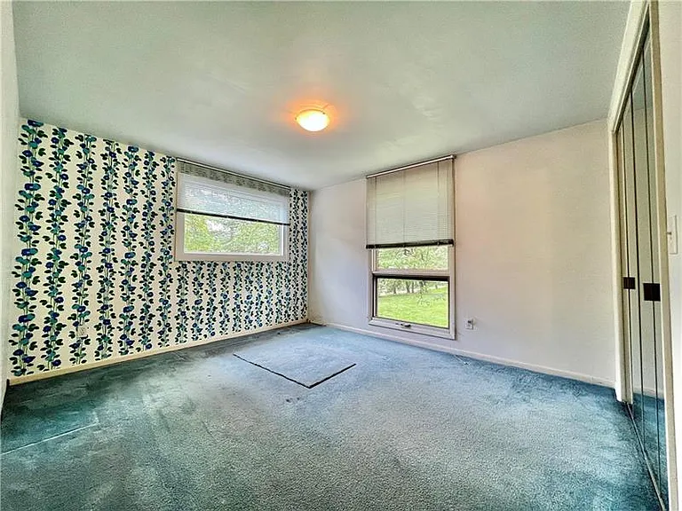112 Pheasant Dr — Photo 16