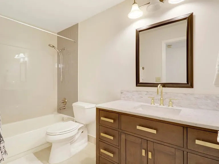 1107 Duncan Cir #102 — Photo 16