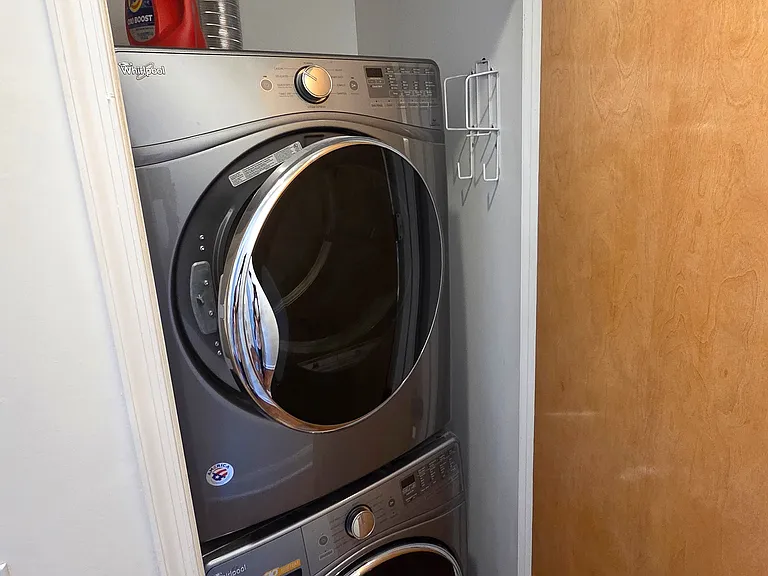 176 Johnson St #7A — Photo 15