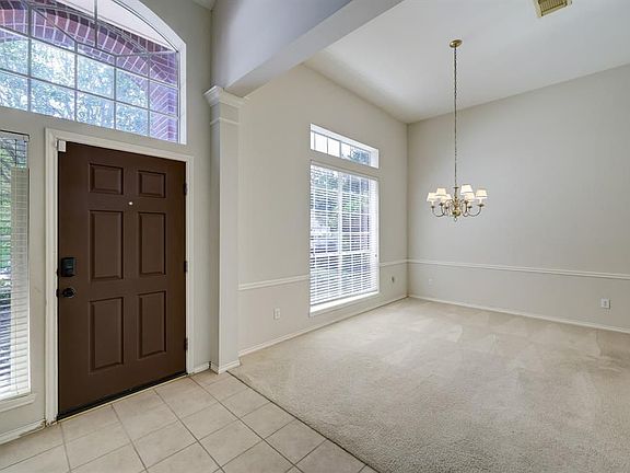4th image of 12515 Mardi Gras Dr