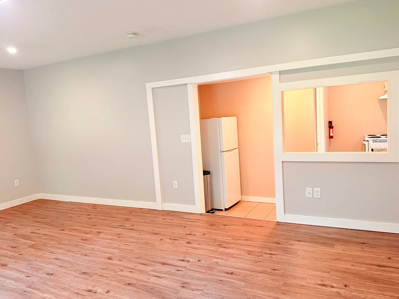 Studio, 496 sqft, $1,850 — Photo 2