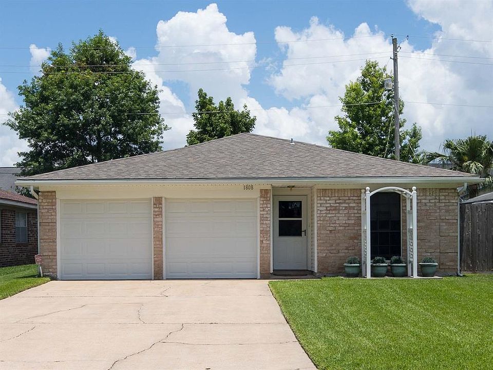 1st image of 1808 Eagle Dr