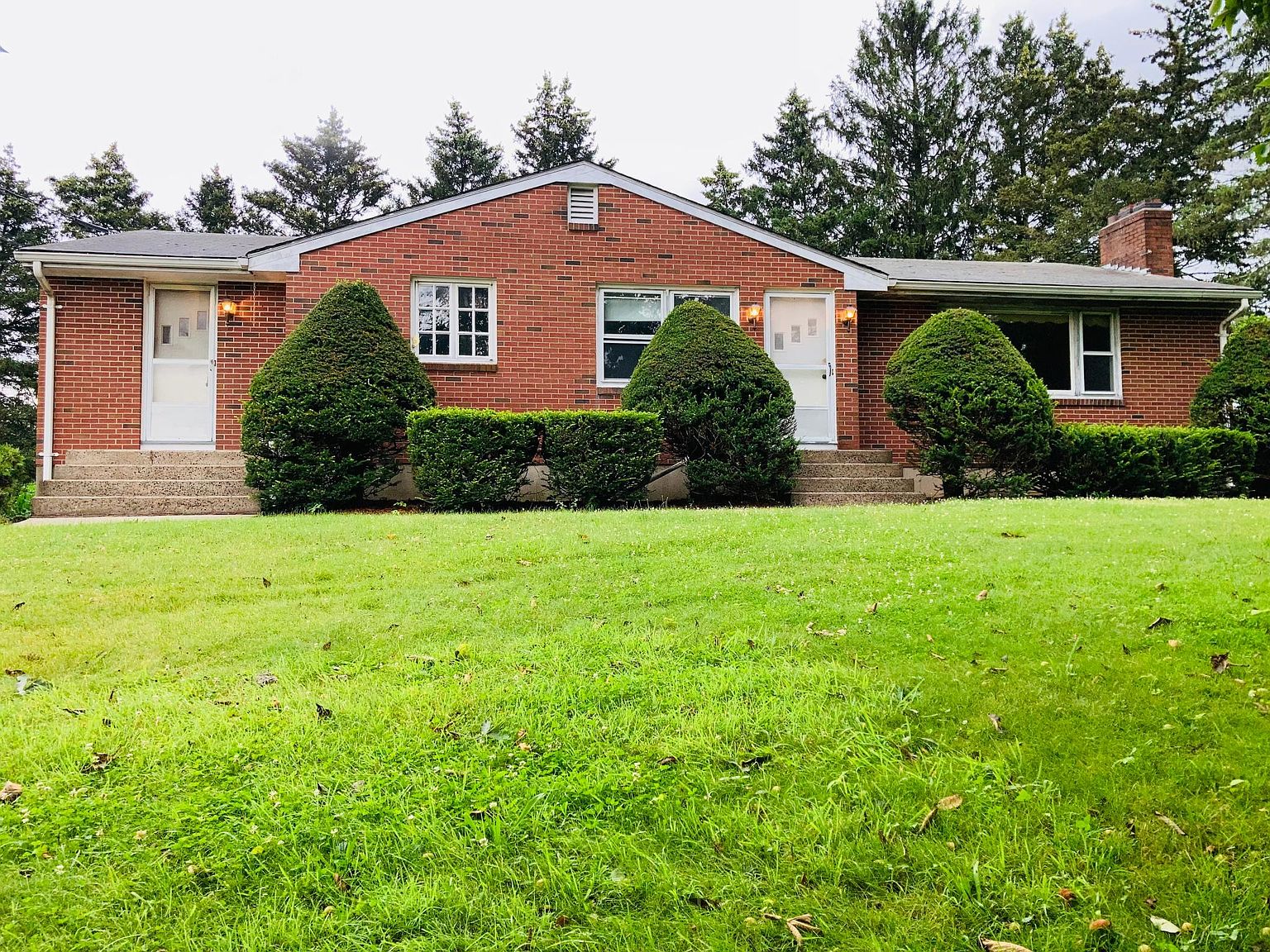 1102 Northrop Rd, Wallingford, CT 06492 Zillow