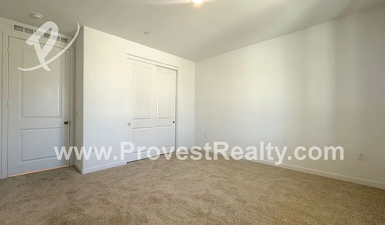 8792 Newcastle Ave — Photo 4