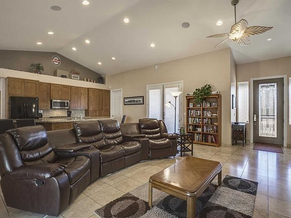 4th image of 838 W Sherwood Dr
