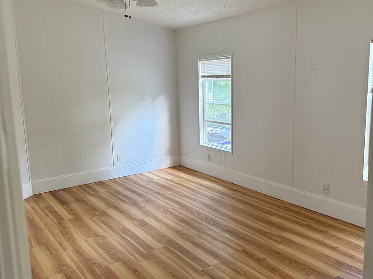248 Twin Mountain Lake Cir — Photo 5