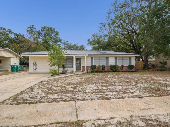 511 Surrey St, Fort Walton Beach, FL 32547