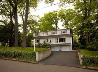 449 Wastena Ter, Ridgewood, NJ 07450