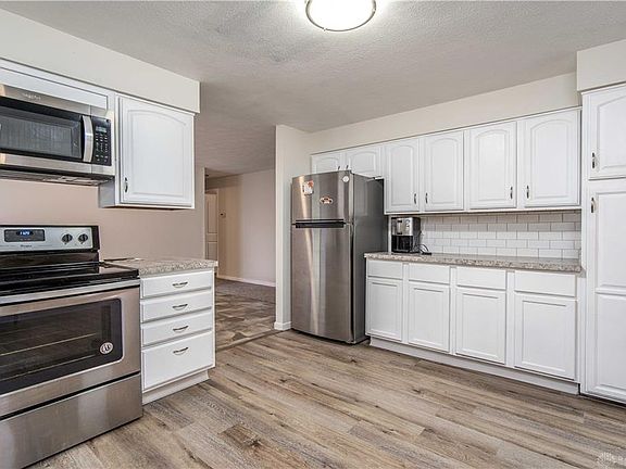 5th image of 2088 S Lakeman Dr
