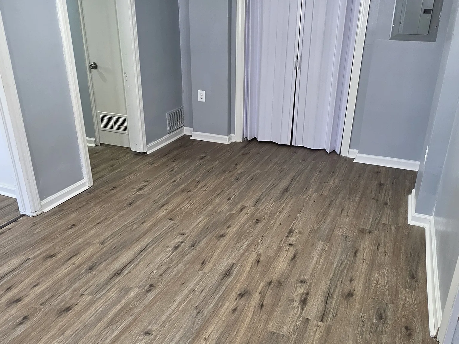 1 bed, $1,200 — Photo 2