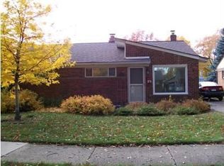 27785 Alger Blvd, Madison Heights, MI