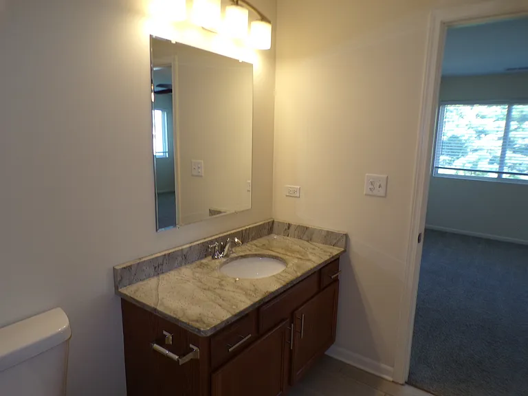 442 S Page St — Photo 17
