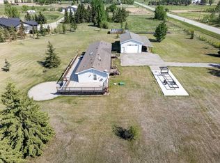 33006 E Range Road 290, Mountain View County, AB T4H4A1