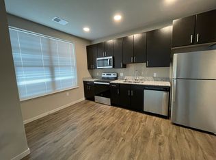 501 W Verona Ave #321, Verona, WI 53593