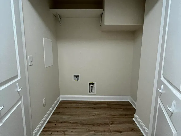 2128 Whitesmith Dr — Photo 31