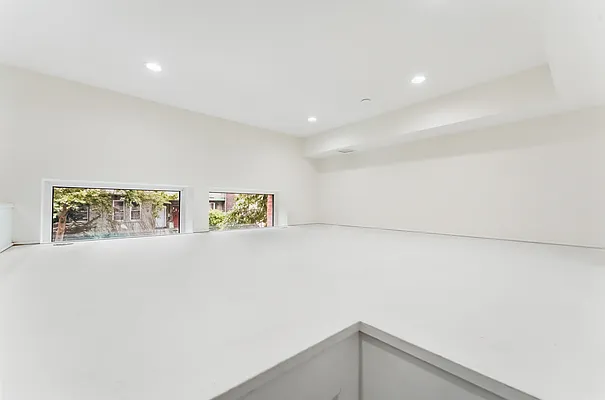 Rented by Artifact.co | media 19