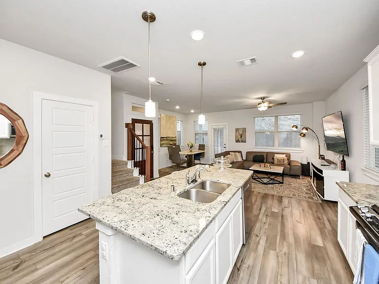 8207 Rising Stream Dr — Photo 18