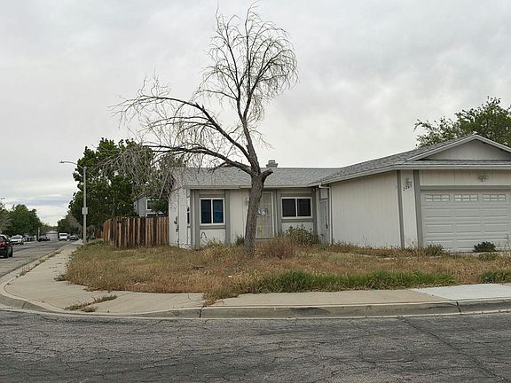 3rd image of 2203 Rosewood Ave