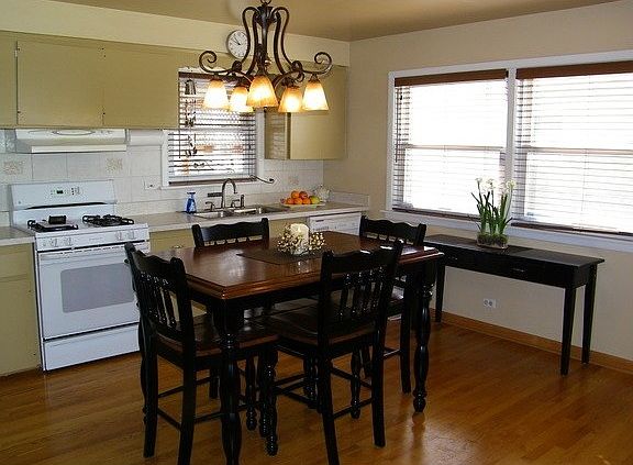 5th image of 305 Avonelle Dr