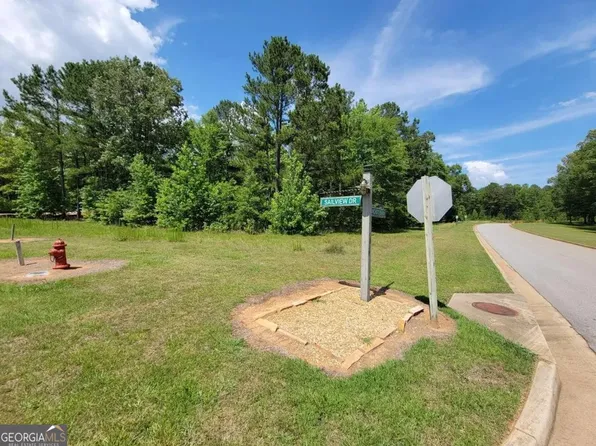 1091 Sailview Dr, Buckhead, GA 30625