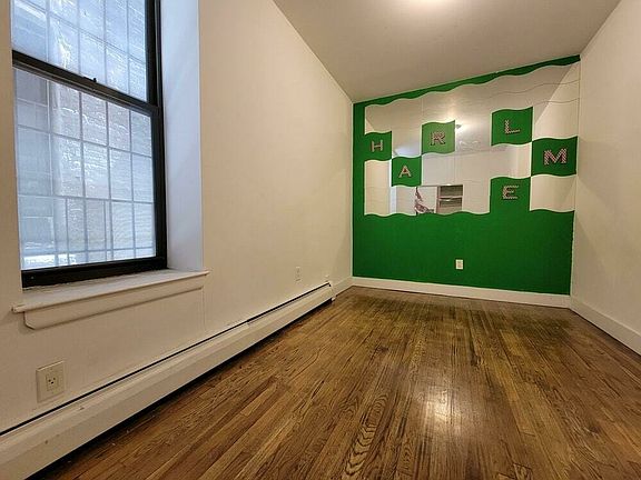 4th image of 236 W 122nd St APT 1A
