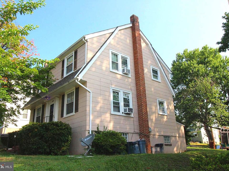 2nd image of 1235 Ten Oaks Rd