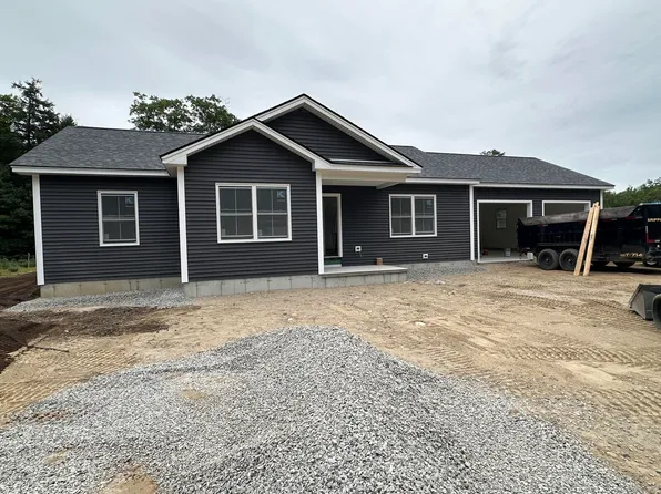 99 Quarry Road, Limerick, ME 04048