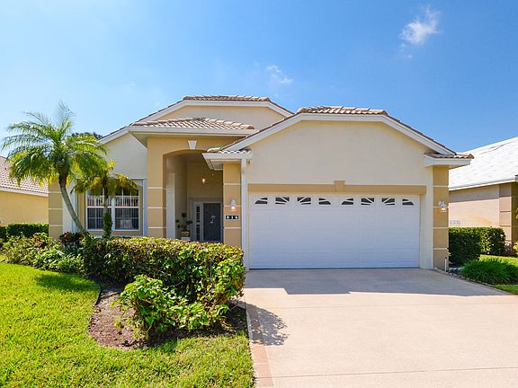 4th image of 816 NW Sorrento Lane