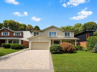 198 Banbury Rd, Toronto, ON M3B 3C5