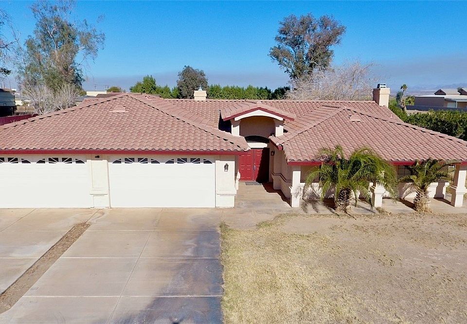 1st image of 1583 E Poplar Drive