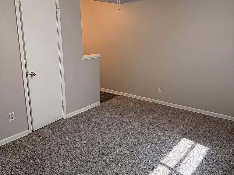 7425 Van Natta Ln — Photo 18