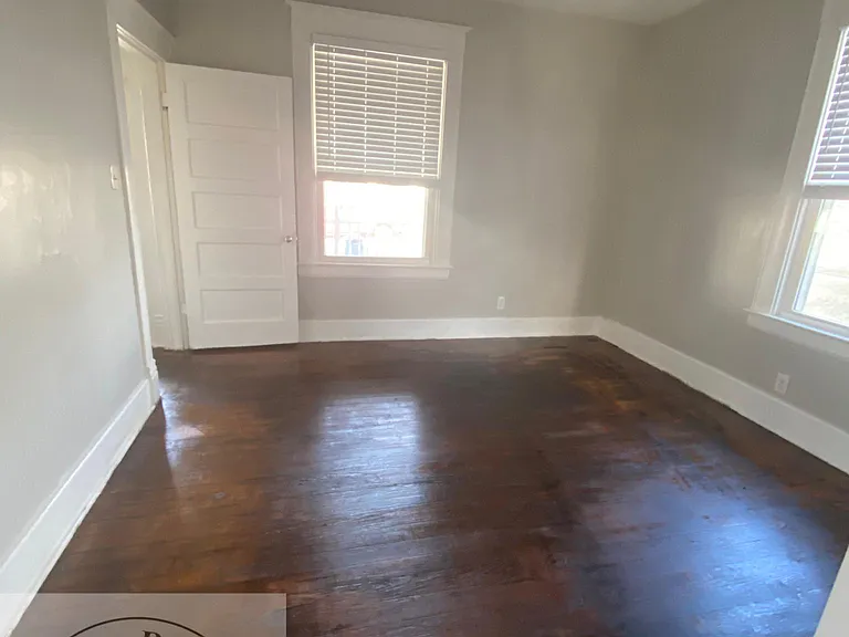 310 Brown Ave — Photo 29