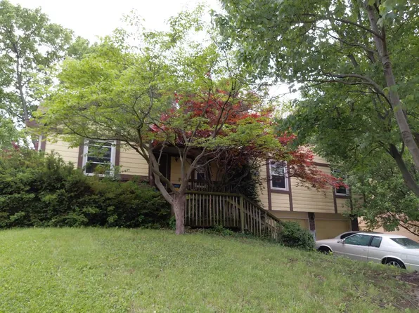 3117 NE 71st St, Kansas City, MO 64119