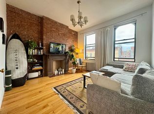 170 Franklin St #2R, Brooklyn, NY 11222